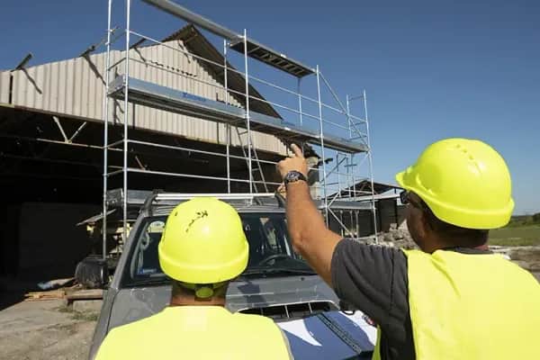 Fassadengerüst für Bauprojekte in Wien – Kostenlos geliefert